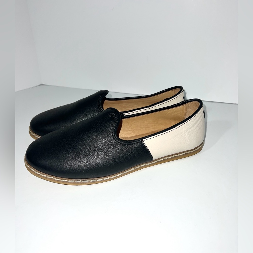 Charix Black Ivory Leather Shoes Flats Slip On Made in Turkey Sz 40